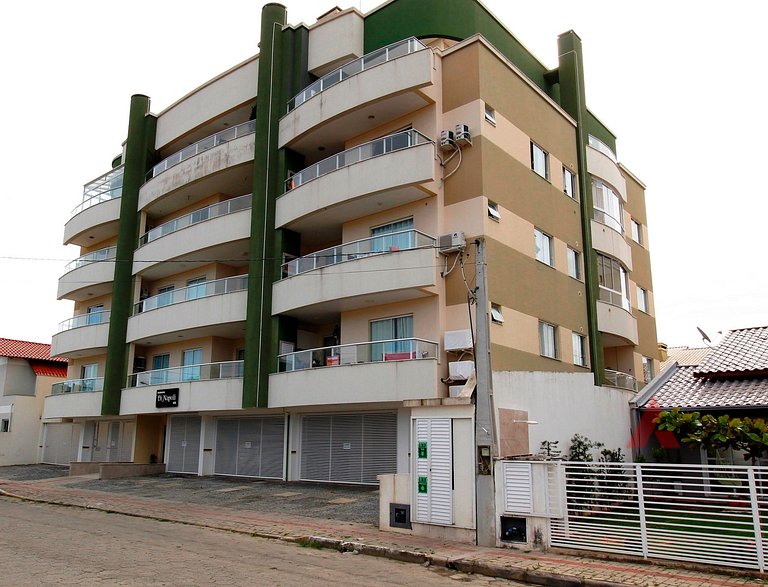 1024 - Apartamento em Bombinhas para locação de temporada -