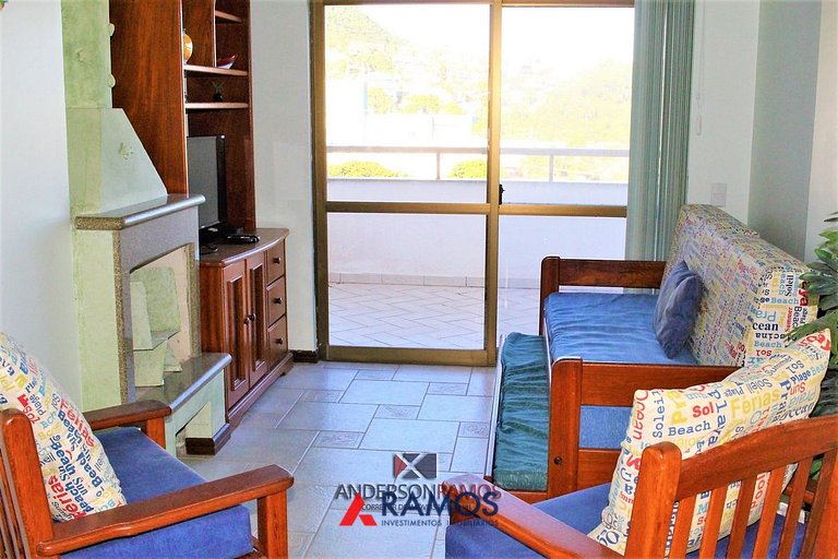 1027 - Cobertura duplex com piscina em Bombinhas