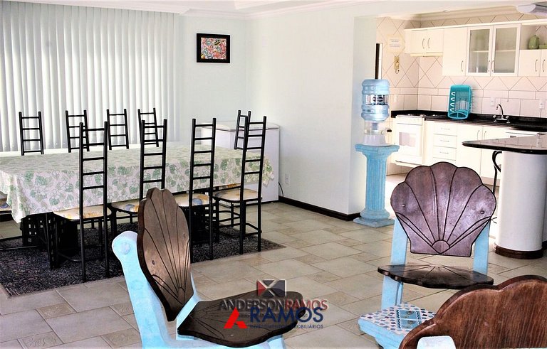 1027 - Cobertura duplex com piscina em Bombinhas