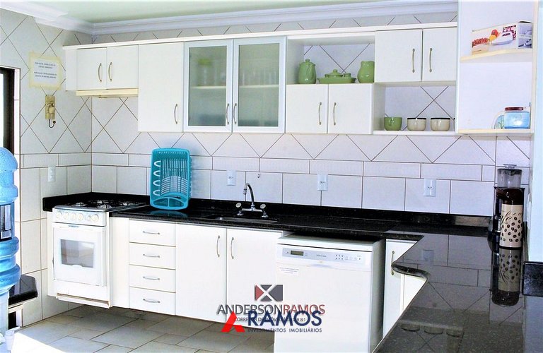 1027 - Cobertura duplex com piscina em Bombinhas