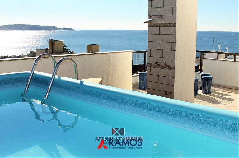 1027 - Cobertura duplex com piscina em Bombinhas