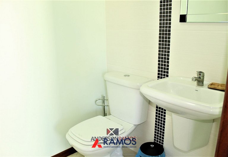 1027 - Cobertura duplex com piscina em Bombinhas