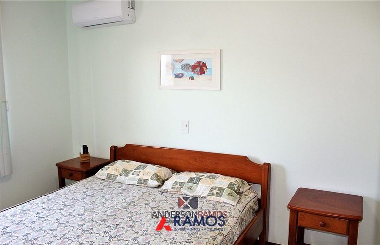 1027 - Cobertura duplex com piscina em Bombinhas