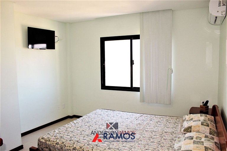 1027 - Cobertura duplex com piscina em Bombinhas