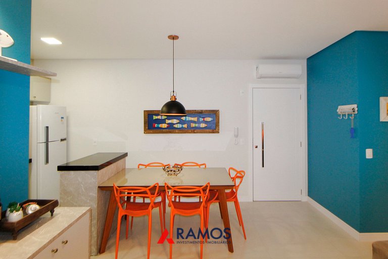 1087 Apto na praia de Bombinhas