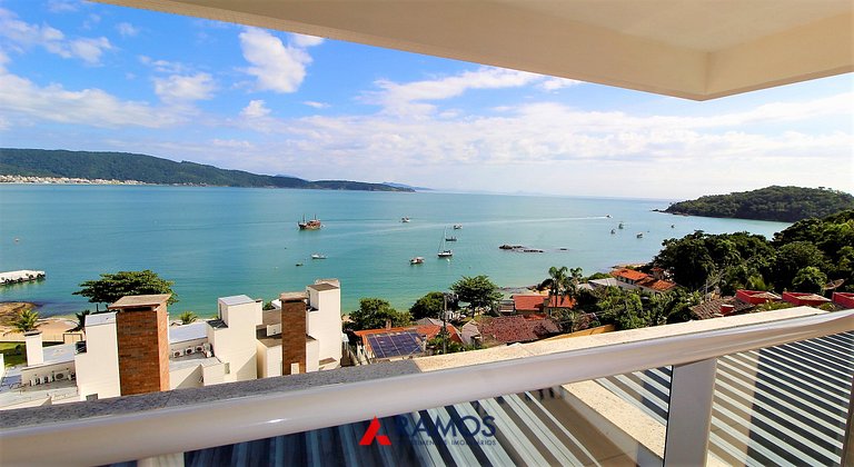 Flat Vista para o Mar e Piscina em Bombinhas 1082