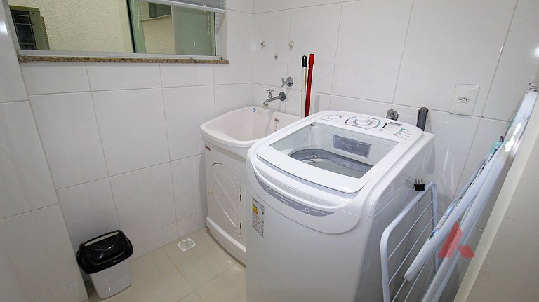 1043 Apartamento a 50 mts da Praia de Bombinhas