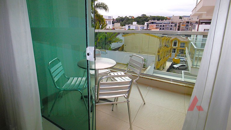 1041 - Apartamento na Praia de Bombinhas para locação - Resi