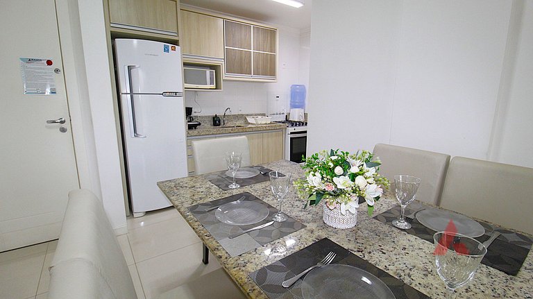 1041 - Apartamento na Praia de Bombinhas para locação - Resi