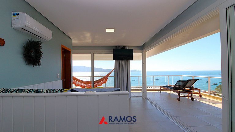 Flat Vista para o Mar e Piscina em Bombinhas 1082