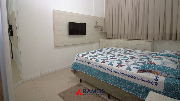 1067 - Apartamento para locação em Bombinhas com 03 suítes