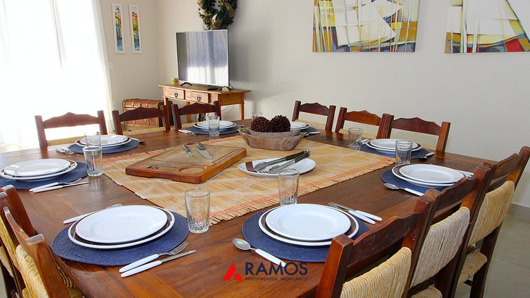 1083 - Apartamento com vista para o mar em Bombinhas