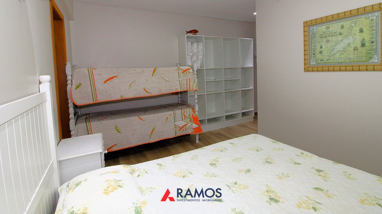 1083 - Apartamento com vista para o mar em Bombinhas