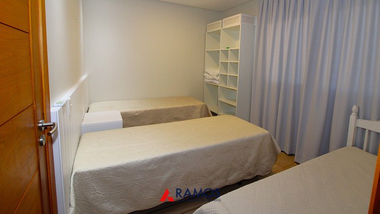 1083 - Apartamento com vista para o mar em Bombinhas