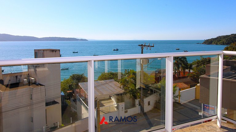 1083 - Apartamento com vista para o mar em Bombinhas