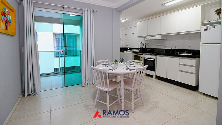 1013 Apartamento para locação em Bombinhas