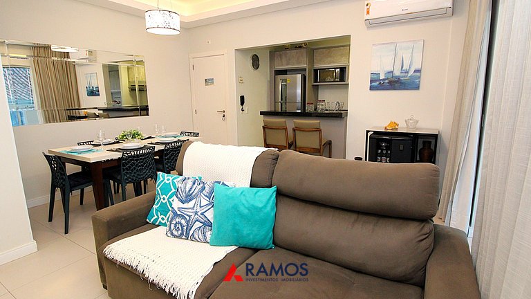 1073 - Apartamento para locação no centro de Bombinhas