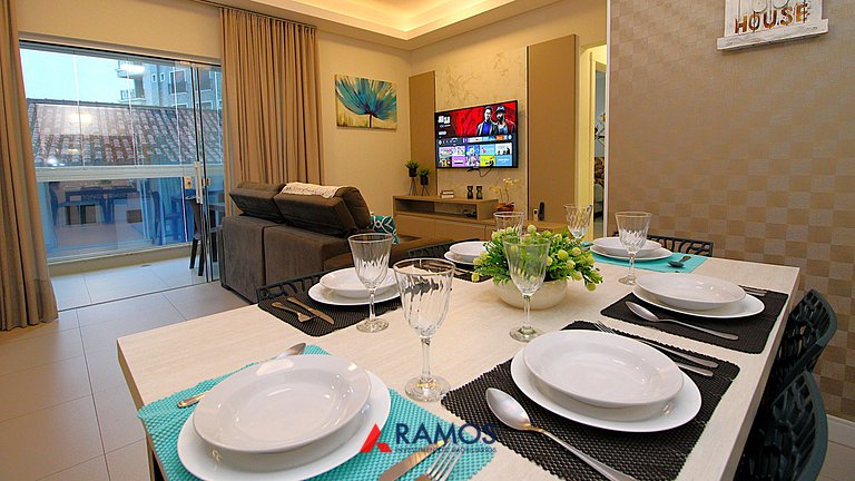 1073 - Apartamento para locação no centro de Bombinhas