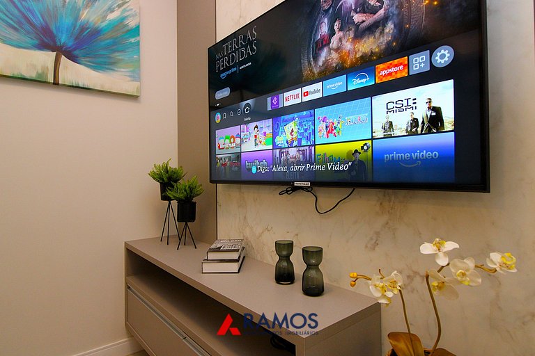 1073 - Apartamento para locação no centro de Bombinhas