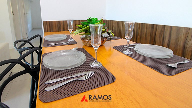 1074 - Apartamento para locação no centro de Bombinhas