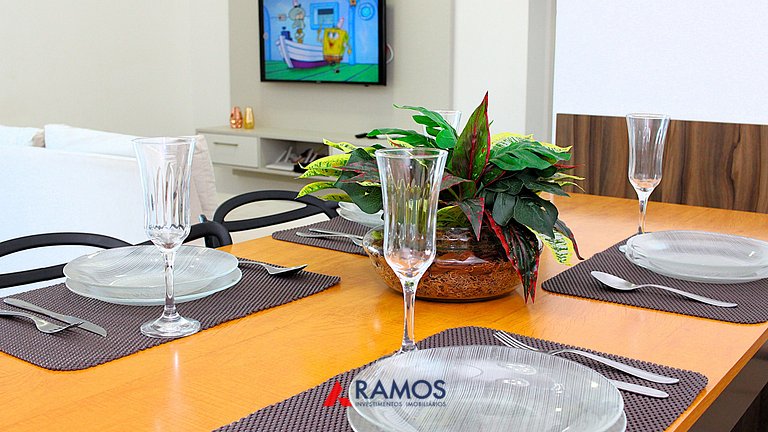 1074 - Apartamento para locação no centro de Bombinhas