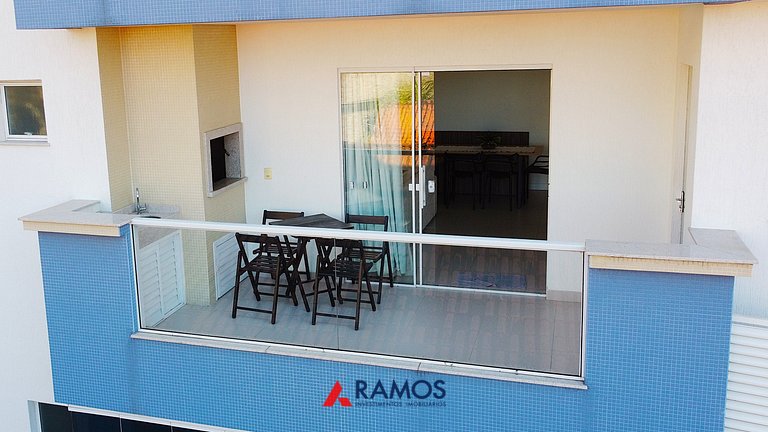 1074 - Apartamento para locação no centro de Bombinhas