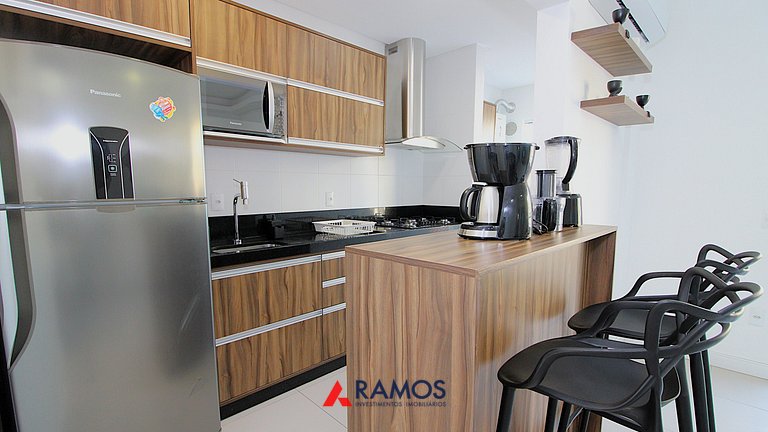 1074 - Apartamento para locação no centro de Bombinhas