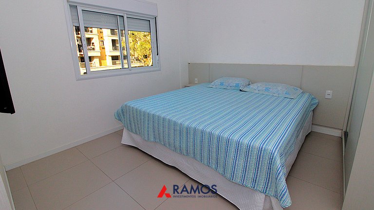 1074 - Apartamento para locação no centro de Bombinhas