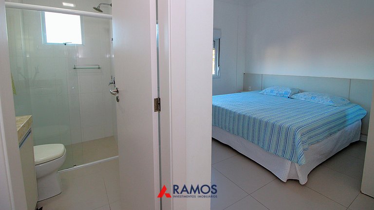 1074 - Apartamento para locação no centro de Bombinhas