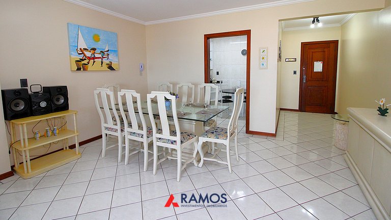 1038 - Apartamento com vista para o mar Bombinhas