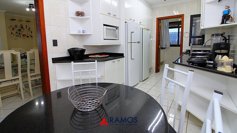 1038 - Apartamento com vista para o mar Bombinhas