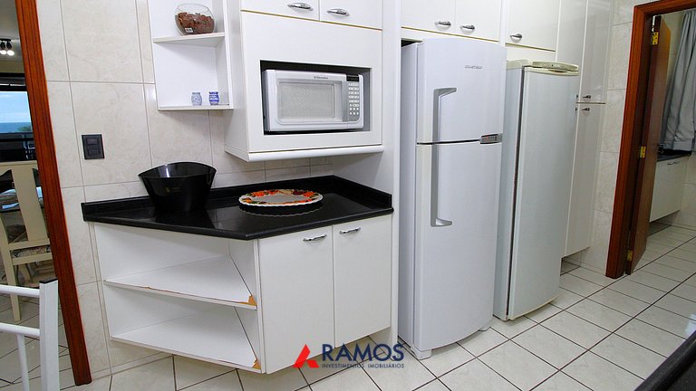 1038 - Apartamento com vista para o mar Bombinhas