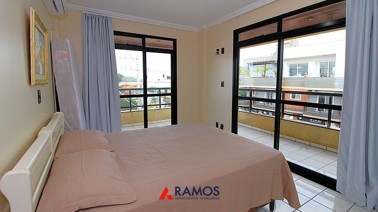 1038 - Apartamento com vista para o mar Bombinhas