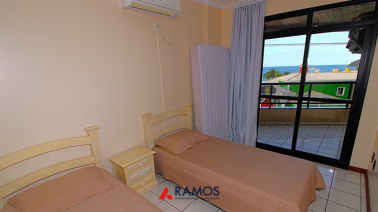 1038 - Apartamento com vista para o mar Bombinhas