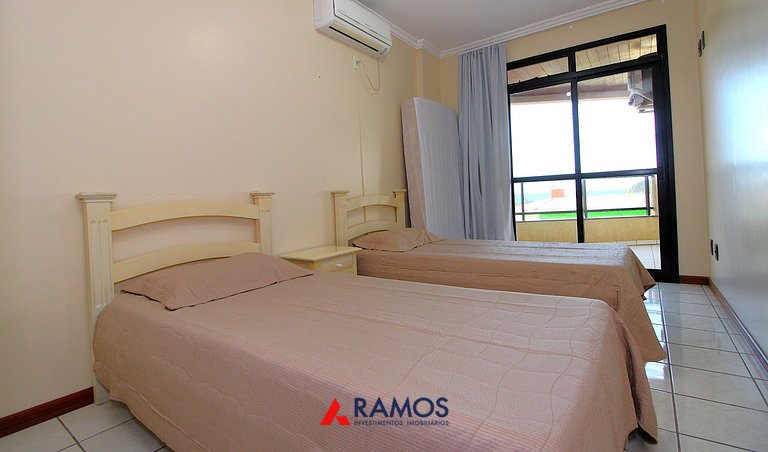 1038 - Apartamento com vista para o mar Bombinhas