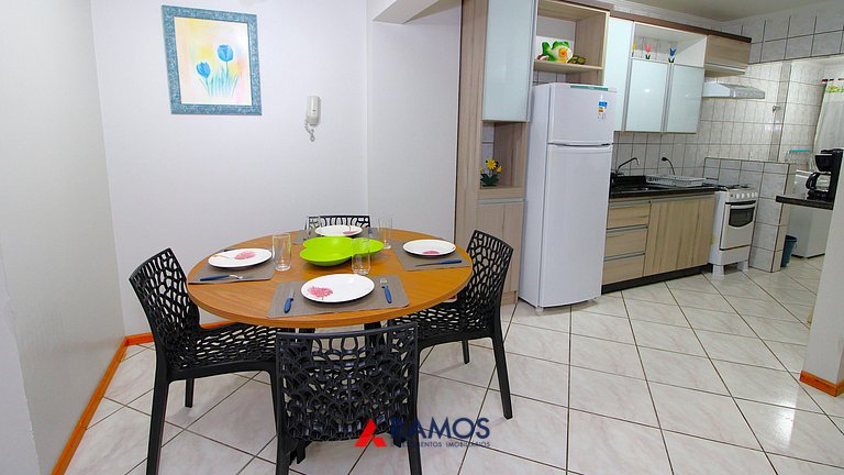 1029 - Apartamento no centro de Bombinhas - Residencial estr