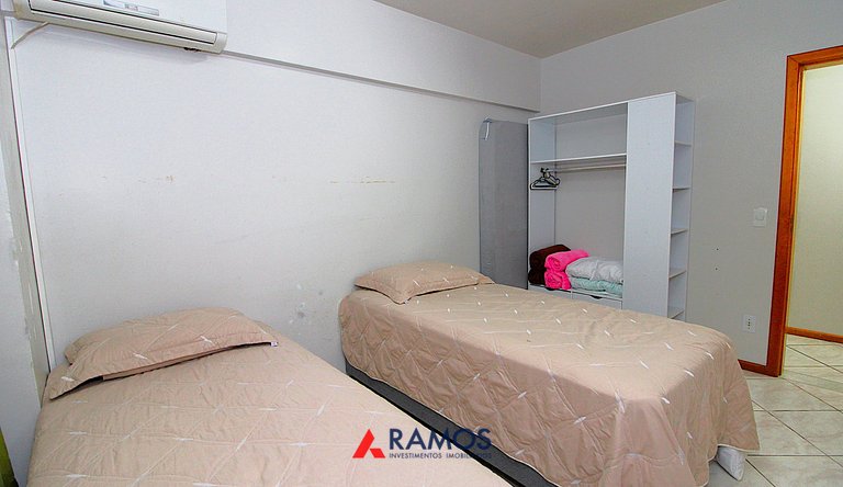 1029 - Apartamento no centro de Bombinhas - Residencial estr