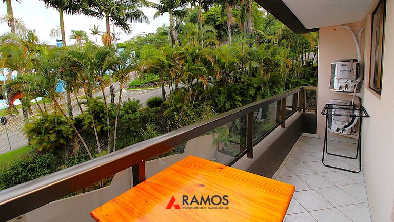 1075 - Praia de Bombinhas locação de temporada