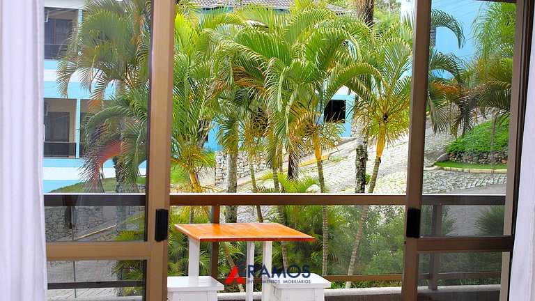 1075 - Praia de Bombinhas locação de temporada