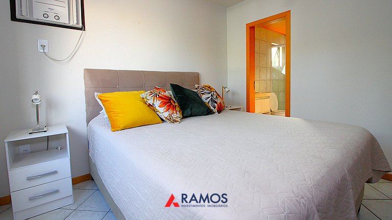 1075 - Praia de Bombinhas locação de temporada