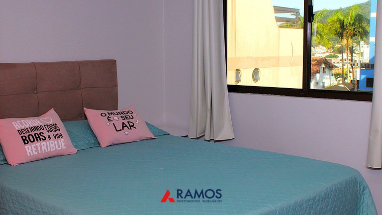 1075 - Praia de Bombinhas locação de temporada