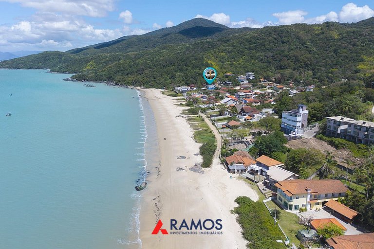 1000 Lindíssima casa a 50mts do mar em Zimbros