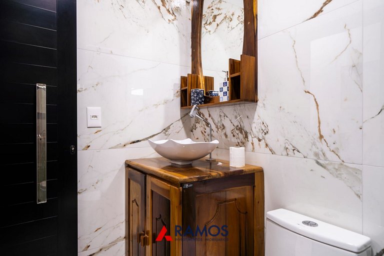 1000 Lindíssima casa a 50mts do mar em Zimbros