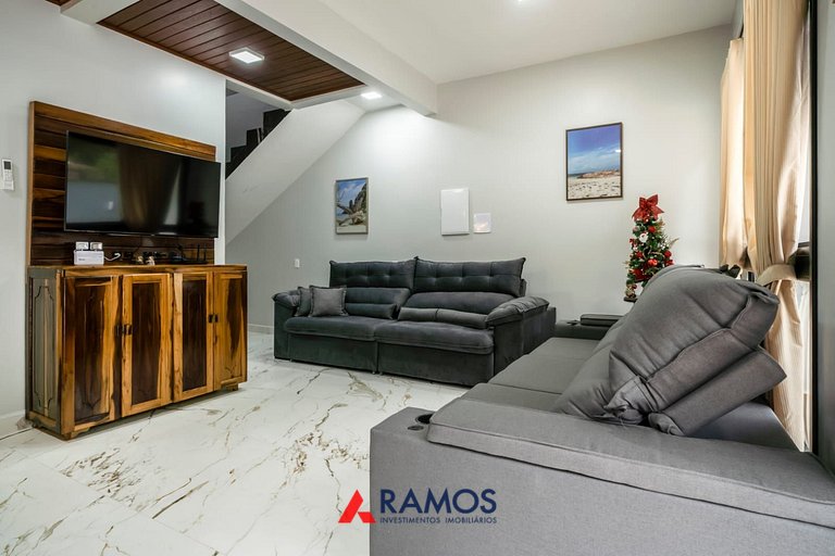 1000 Lindíssima casa a 50mts do mar em Zimbros