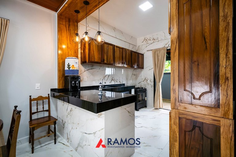 1000 Lindíssima casa a 50mts do mar em Zimbros