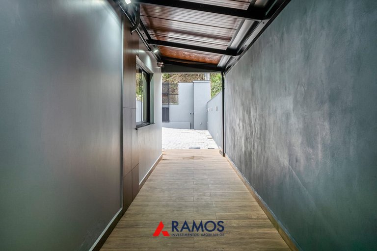 1000 Lindíssima casa a 50mts do mar em Zimbros