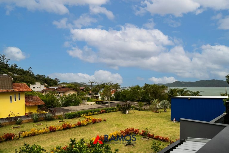 1000 Lindíssima casa a 50mts do mar em Zimbros