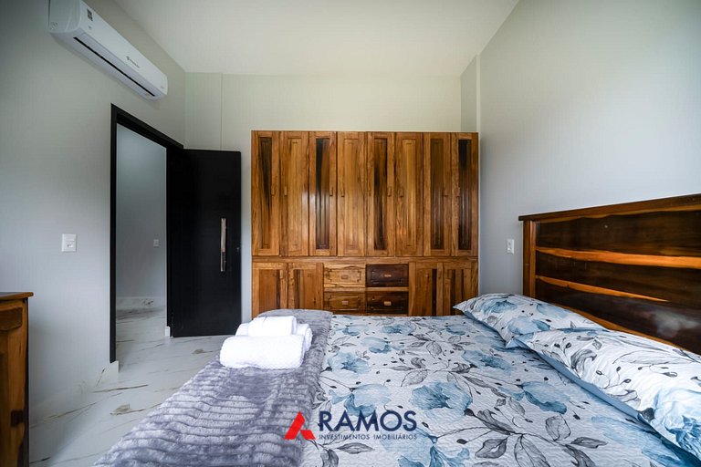 1000 Lindíssima casa a 50mts do mar em Zimbros