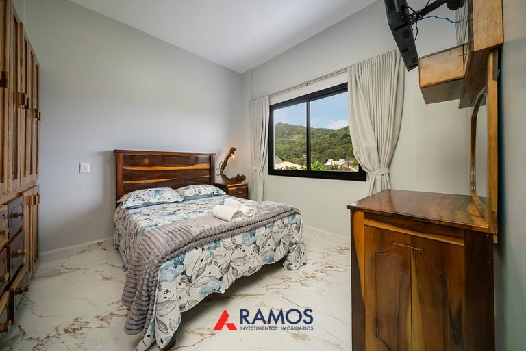 1000 Lindíssima casa a 50mts do mar em Zimbros