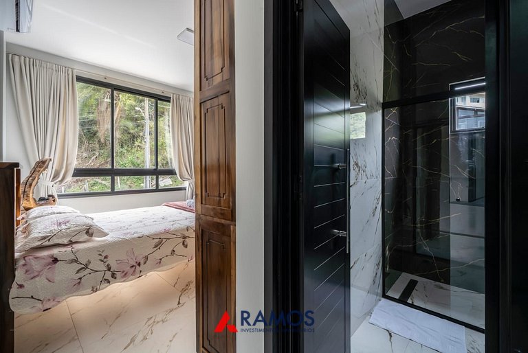 1000 Lindíssima casa a 50mts do mar em Zimbros